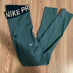Nike pro leggings